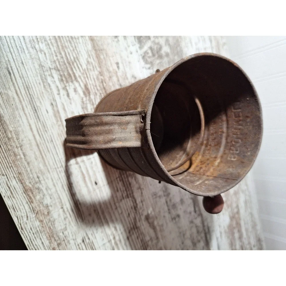 Vintage‎ Bromwell's 3 Cup Metal Measuring Sifter Red Handle